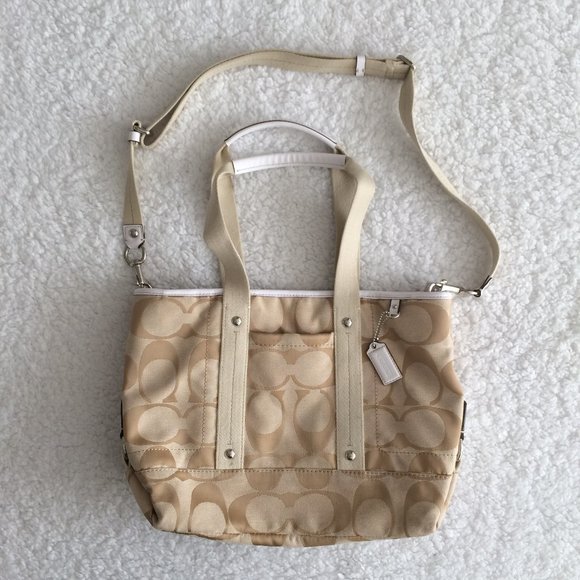 Coach Handbags - Coach Purse